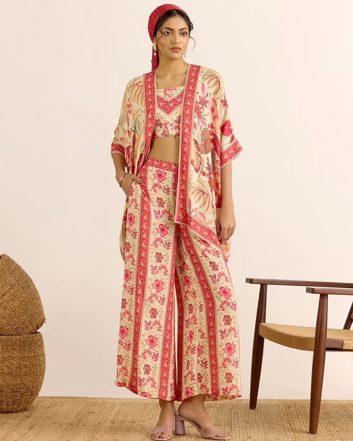 Tropical florals meet a modern 3 piece set breezy, vibrant and effortless for sun drenched days