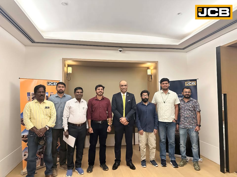 We were delighted to welcome members of the media to our JCB India facility in Ballabgarh the worlds largest backhoe loader manufacturing plant We were delighted to welcome members of the media to our JCB India facility in Ballabgarh the worlds largest backhoe loa...