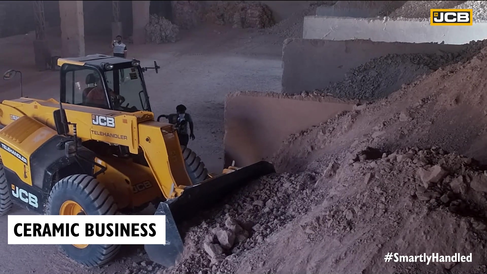 Owing to its versatility, the JCB Telehandler is a multi purpose machine, well suited for diverse industrial operations, wit...