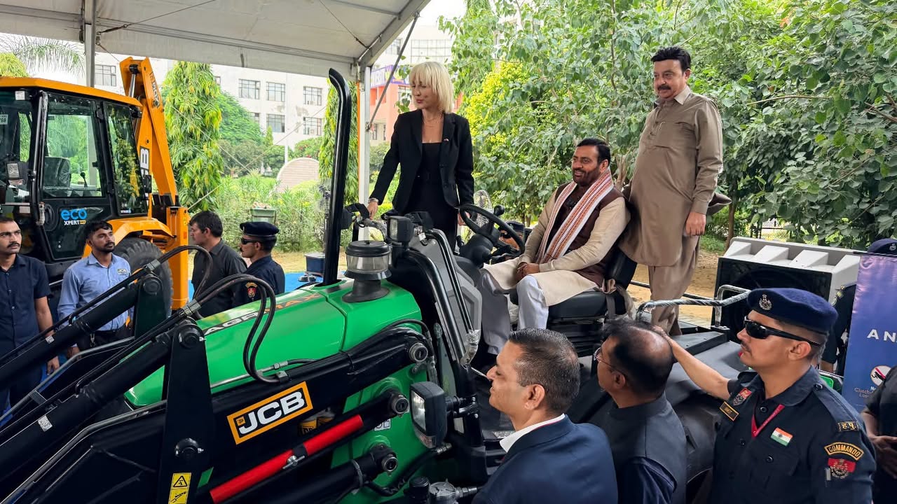 t was an honour to welcome Hon ble Chief Minister of Haryana, Shri Nayab Singh Saini, along with Hon ble Minister for Foreig...