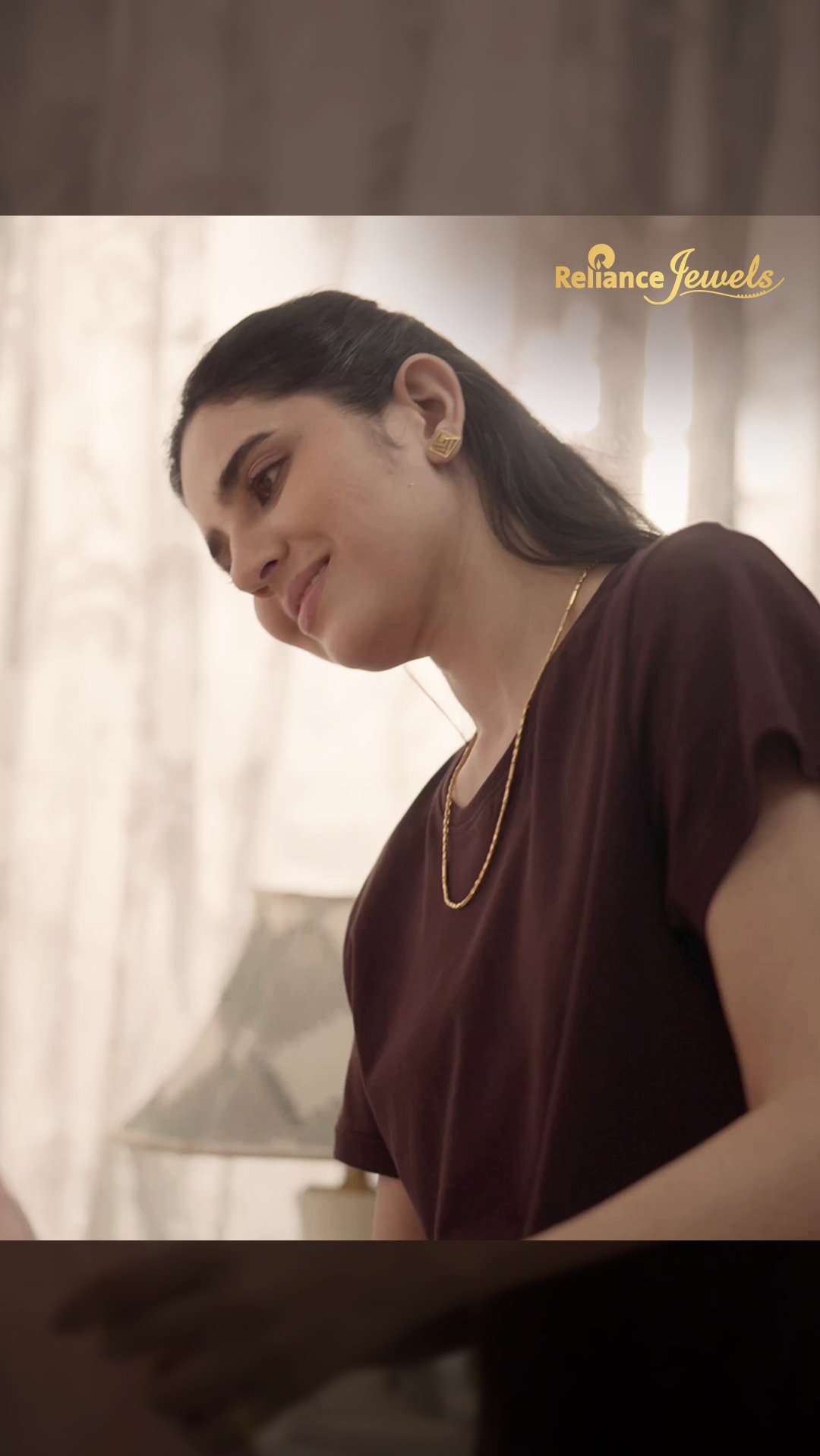 Between folds, fabrics, and the rhythm of routine, we make sure you keep shining because even the simplest moments deser...