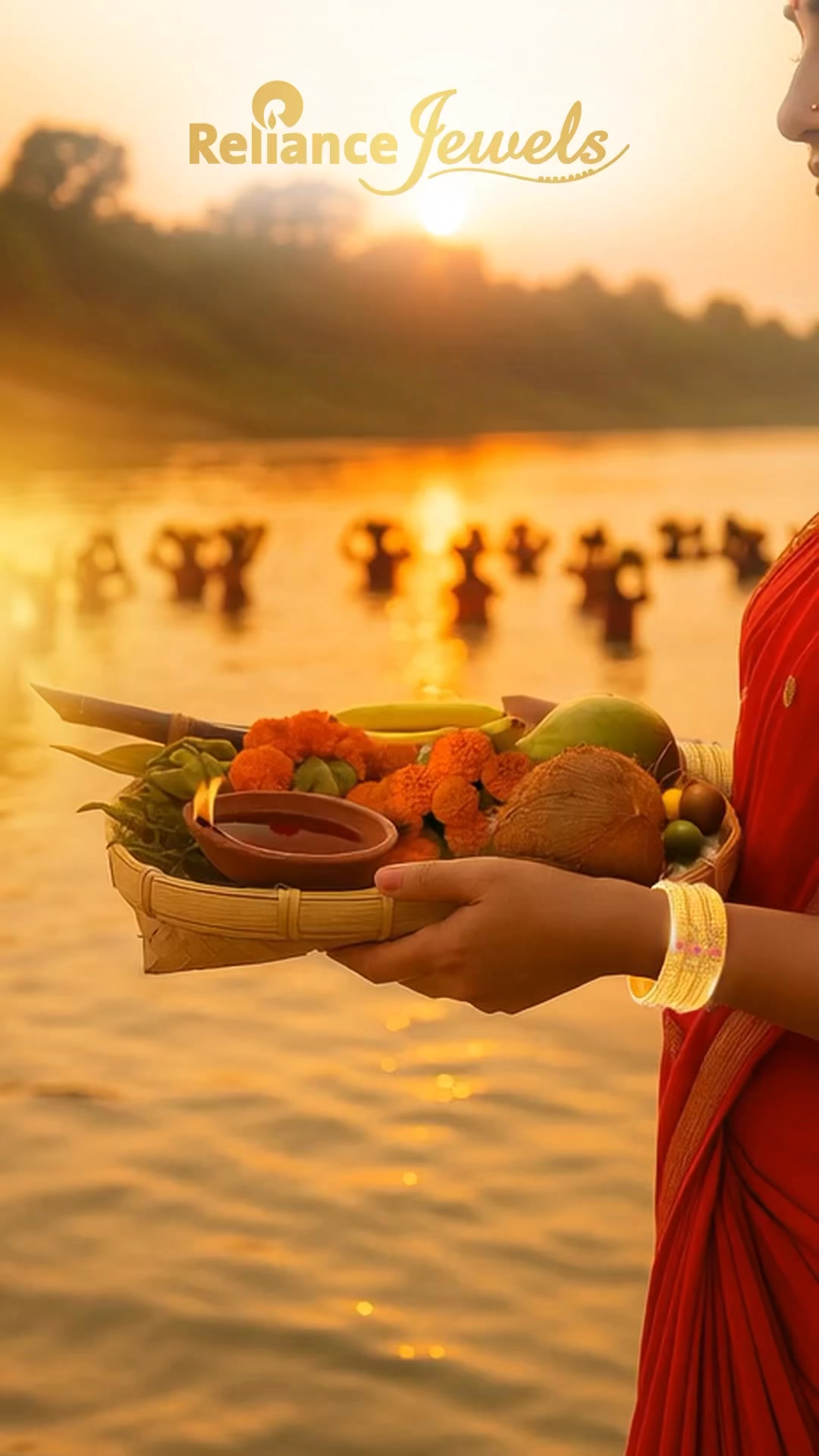 Let your devotion shine with radiance in the light of the sun. Reliance Jewels wishes you a blessed Chhath Puja