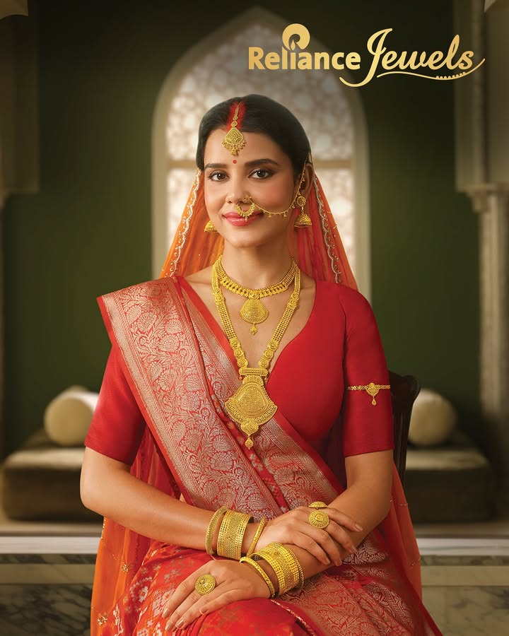 Between the shimmer of her grace and the light of her eyes, tradition breathes anew