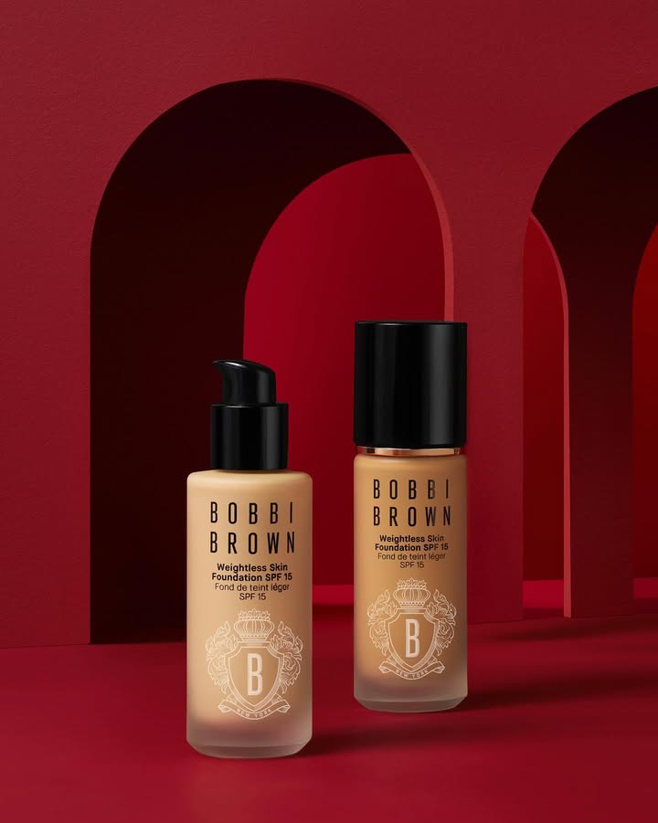 Breathable coverage made to feel like skin Weightless Skin Foundation SPF 15 glides on effortlessly, controls shine, and delivers up to 16 hours of hydration, leaving your skin looking naturally perfect Shop now on mynykaa BobbiBrown BobbiBrownIndi... Breathable coverage made to feel like skin Weightless Skin Foundation SPF 15 glides on effortlessly, controls shine, and de...