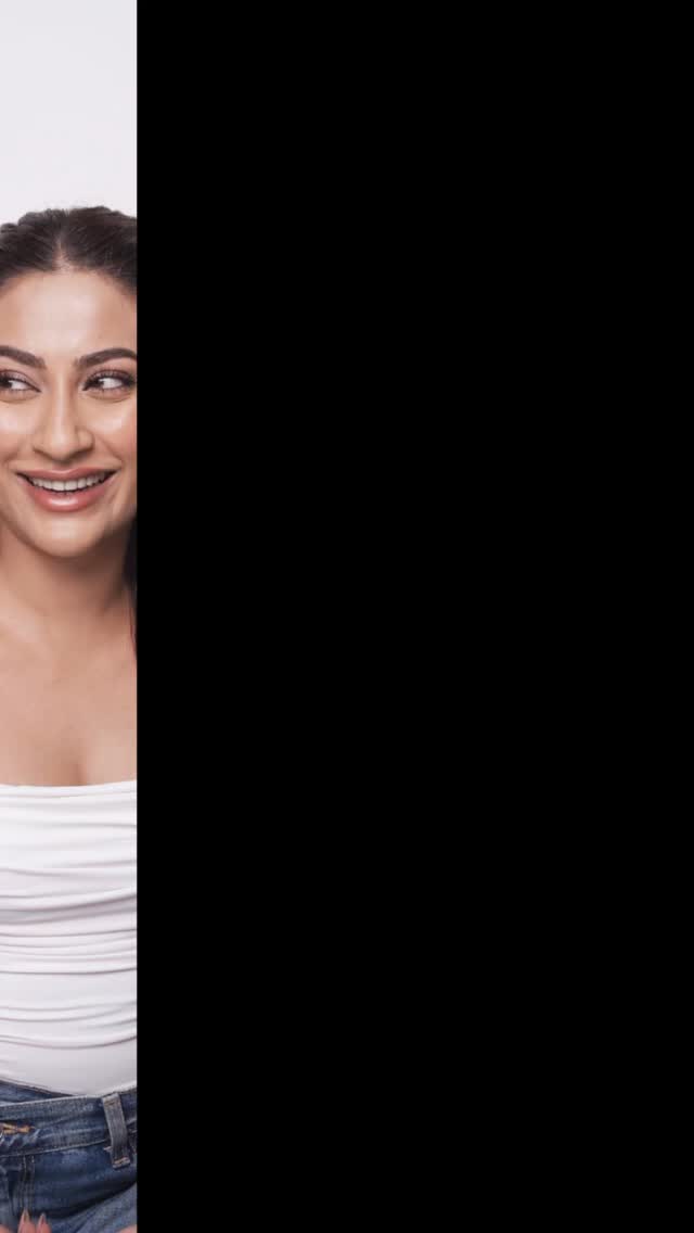 Confidence begins with feeling comfortable in your skin with Weightless Skin Foundation SPF15 This Womens Day, celebrate...