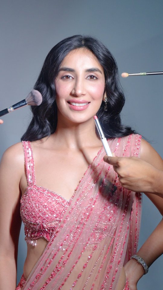 A touch of pink for every RSVP. gulati06 finds her festive glow in Pink Honey Almost Lipstick