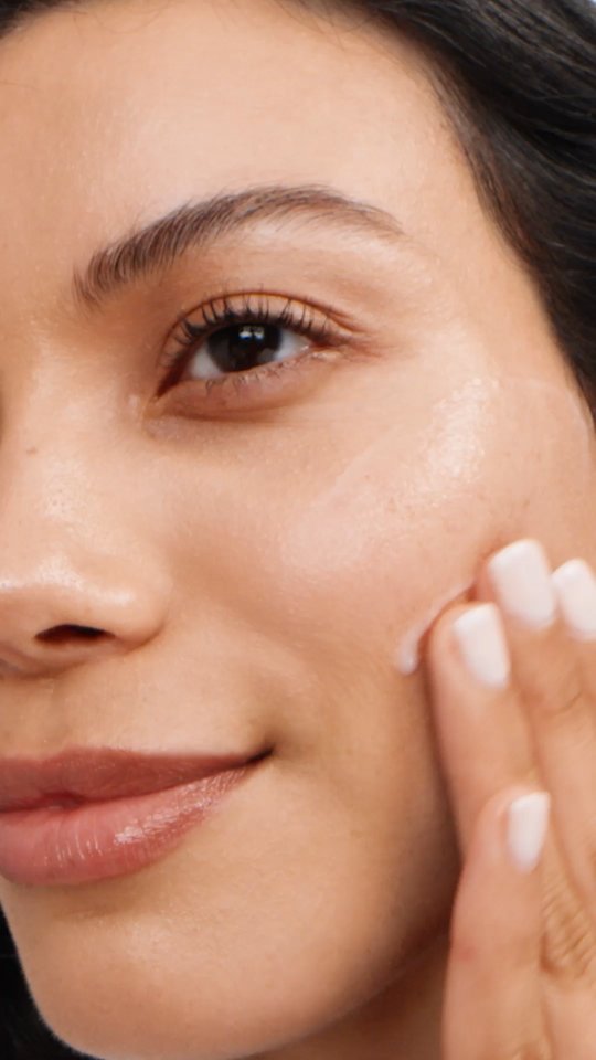 All good things come in a pair. So does the Moisture Surge duo