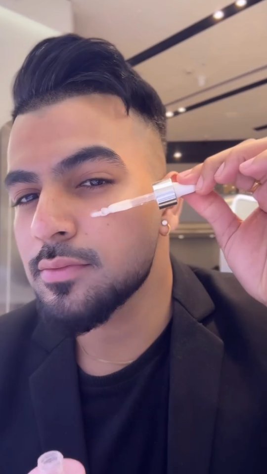 Found sweet 0poison glow with our Moisture Surge partners and we are obsessed