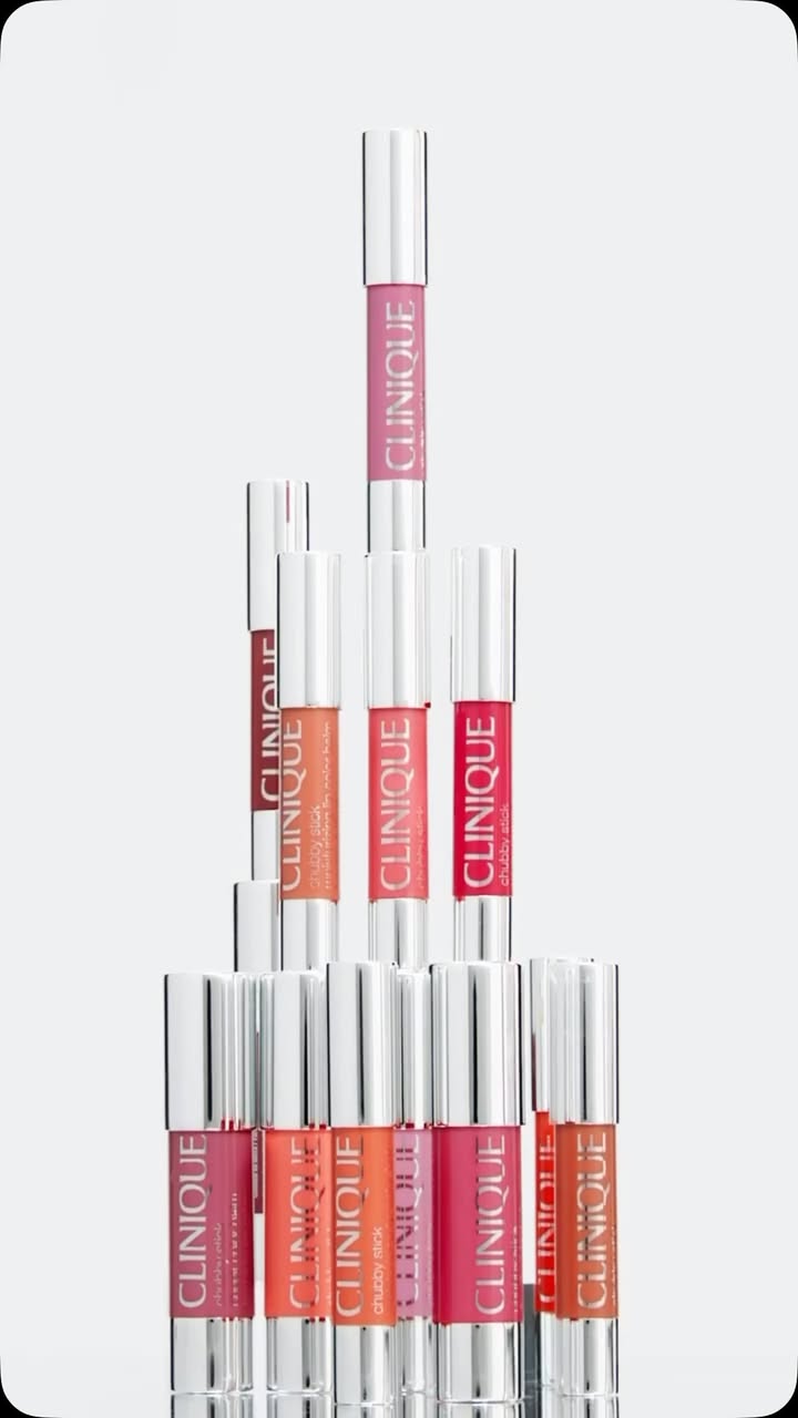 More colors. More fun. New Chubby Stick shades are here. For lips. For cheeks