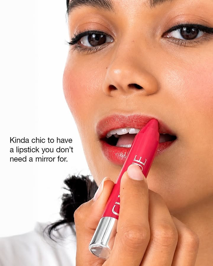 Kinda chic to never compromise on your routine