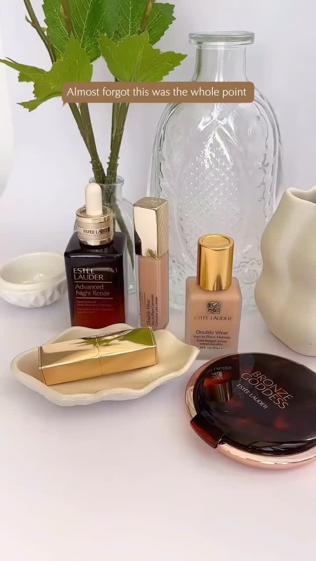 Beauty that slips seamlessly into life the errands, the detours, the little indulgences Shop at an Est e Lauder...