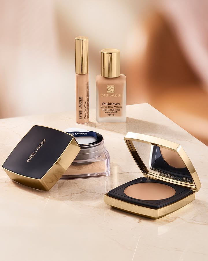 Coverage that stays with you The Double Wear Range delivers 24 hour wear, water resistant coverage, and skin that st...