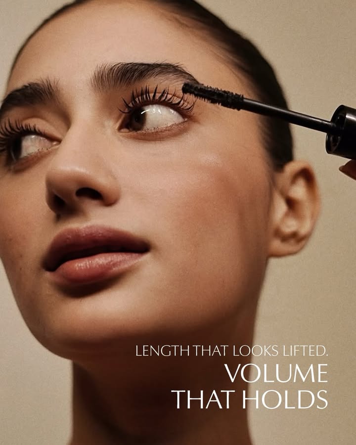For lashes that command the moment. Bold at first stroke. Beautiful for 12 hours. Thats the power of Turbo Lash Mascara