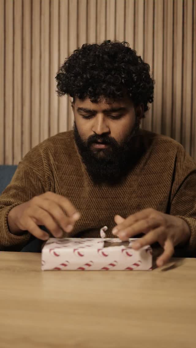 Christmas season. Gifting season. Get yourself set with Sangeethas Christmas celebrations