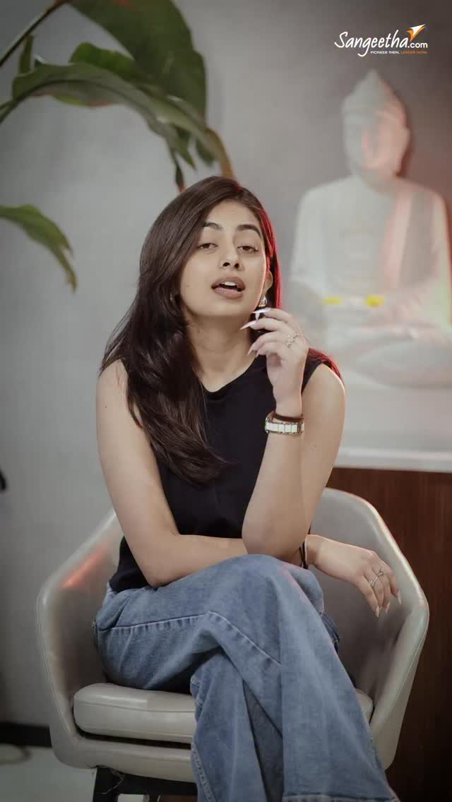 Celebrate her strength, style and success with the perfect tech gift