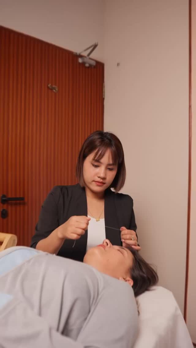 Brow transformations never get old, the subtle lift is everything Link in our bio to book your appointment