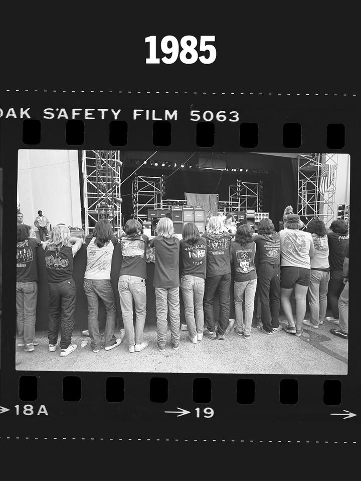 Still the unofficial concert uniform.