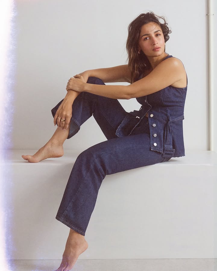 No effort, just great denim dressing.