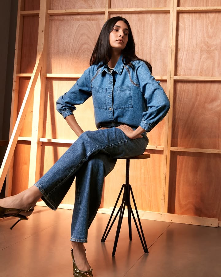 Double denim, done loose baggy. Shop New Arrivals on Levi.in.