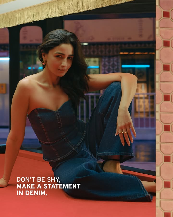 When denim gives you this many ways to play, why hold back Just dont be shy, like Alia Bhatt 