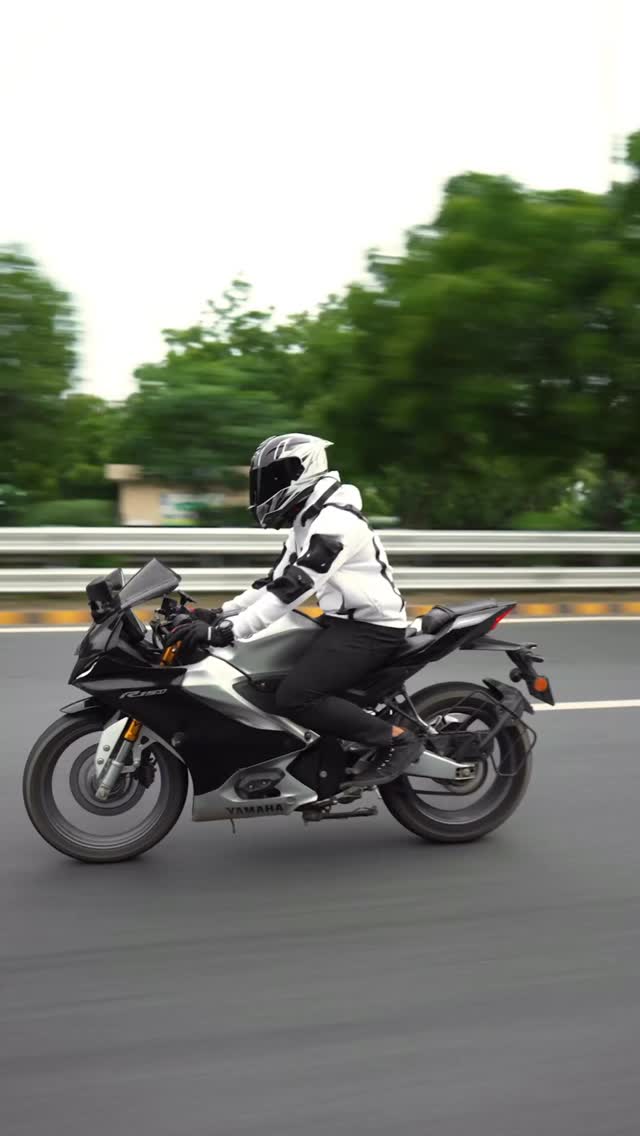 SBH 57 ISS FIGHTER F4 Speed and safety redefined Ride in style, comfort, and protection SBH57 FighterF4 Stee...