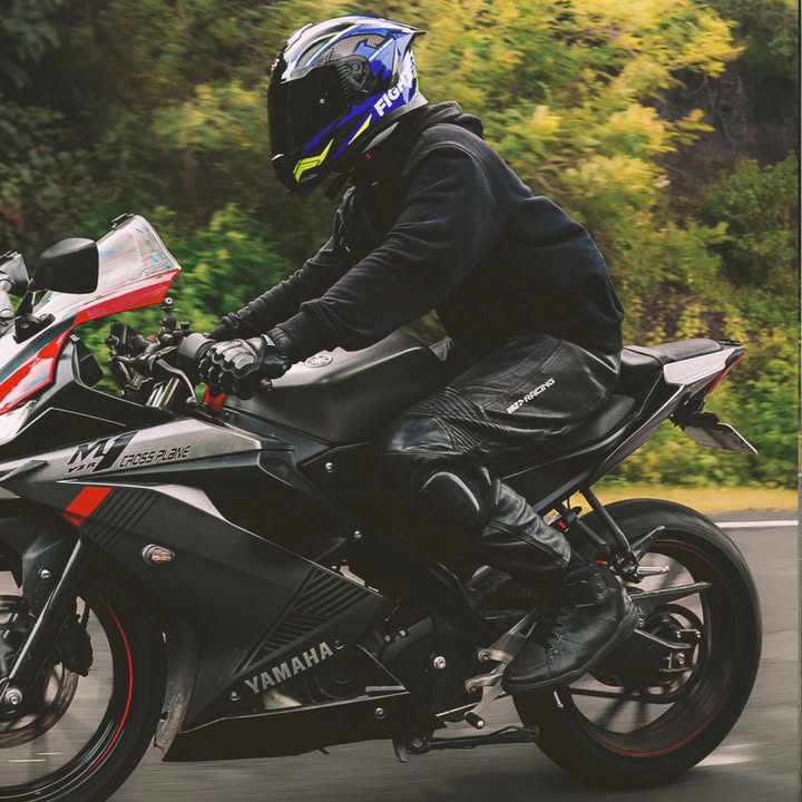 Upgrade your ride with the Steelbird SBH 57 Fighter F7 helmet for a safer, smoother journey Steelbird helmet...