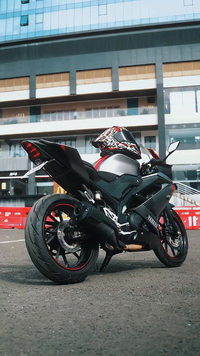 Engineered for impact, trusted on every ride. SXE. SteelbirdHelmets RideSafe BikersOfInstagram SXE SafetyFirst