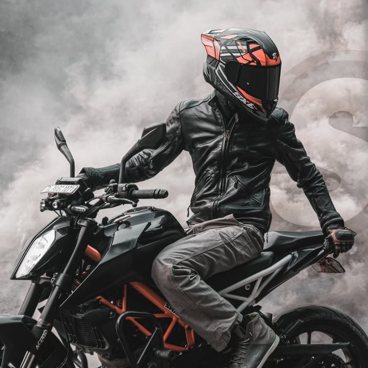 Built to shield, trusted on every ride. SBH 61 SXE SteelbirdHelmets RideSafe BikersOfInstagram SXE SafetyFirst