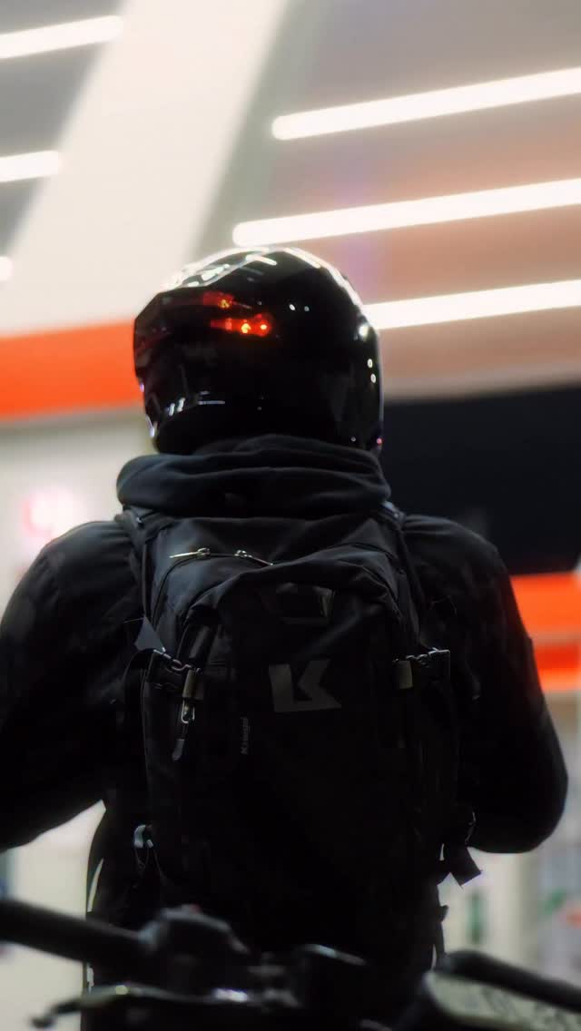 SBA 11 Tornado Lt Built to ride. Designed to be seen. With integrated rear LEDs for smarter, safer turns