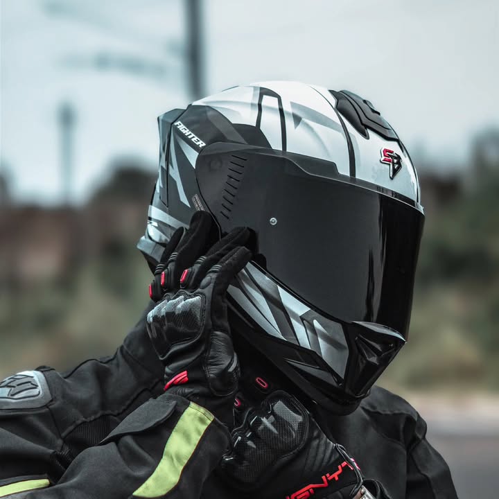 Take charge of the road with the SBH 57 Fighter F7, built where protection meets control