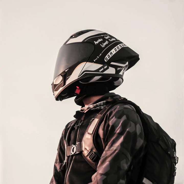 Flip up. Gear up. Ride out. The SBA 20 Born to Ride helmet is made for riders who never stop chasing the road