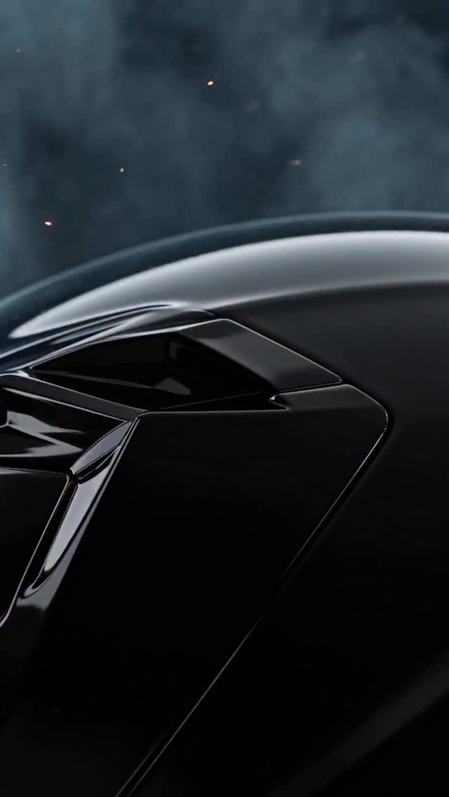Own every ride with the perfect blend of bold design, next level comfort, and trusted protection