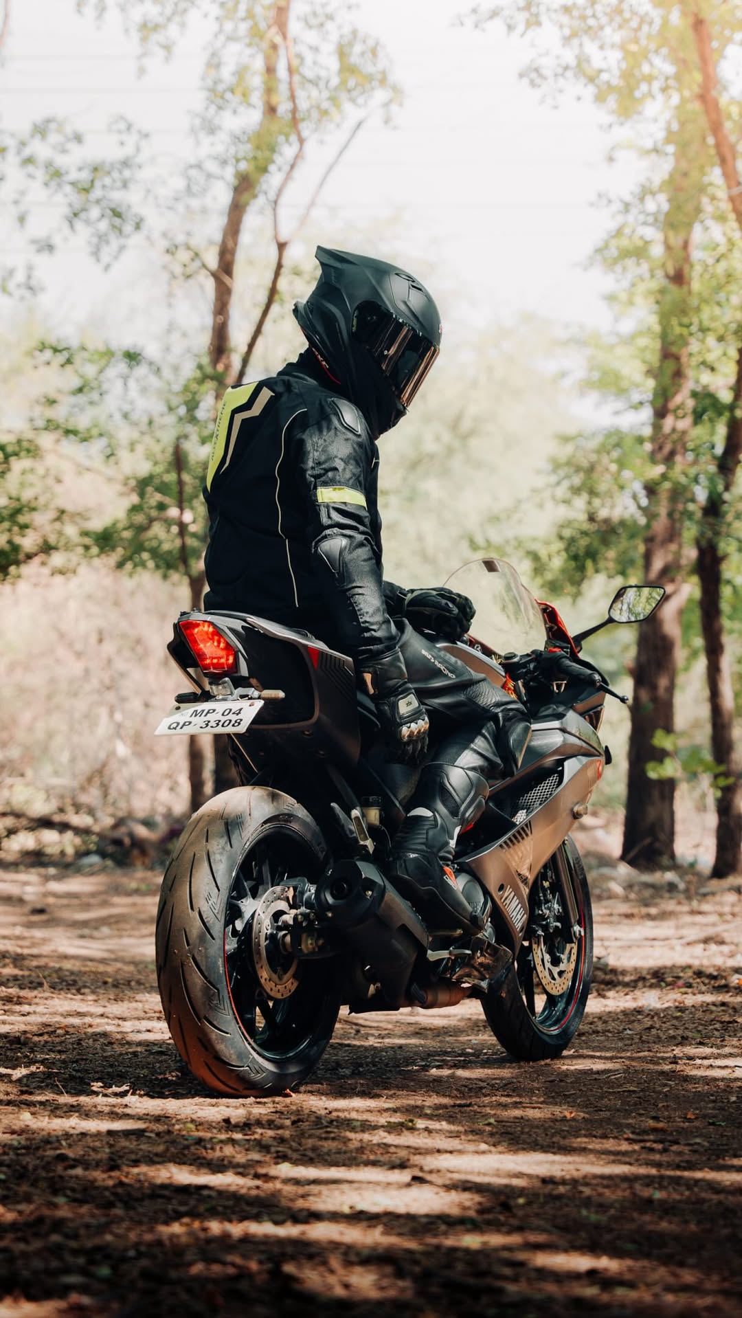 SBH 61 SXE engineered for the fearless, styled for the streets. Ride protected. Ride premium