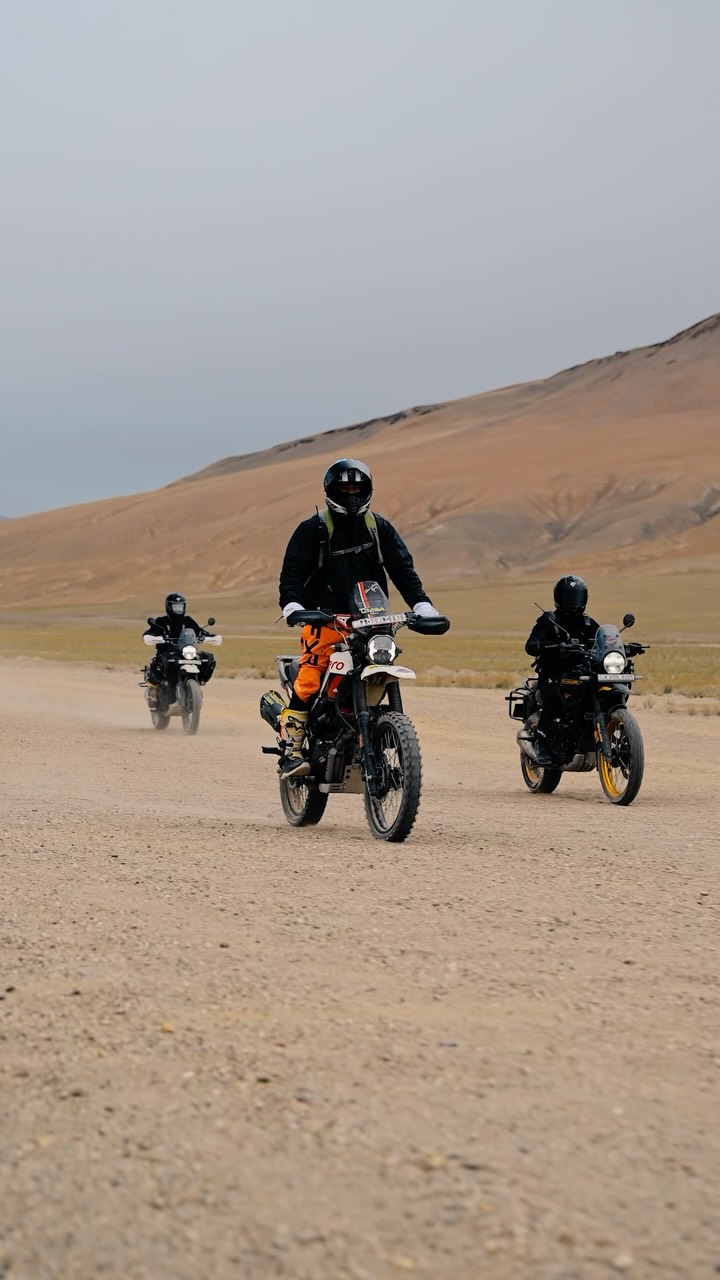 From the heights of Umling La, back towards Leh