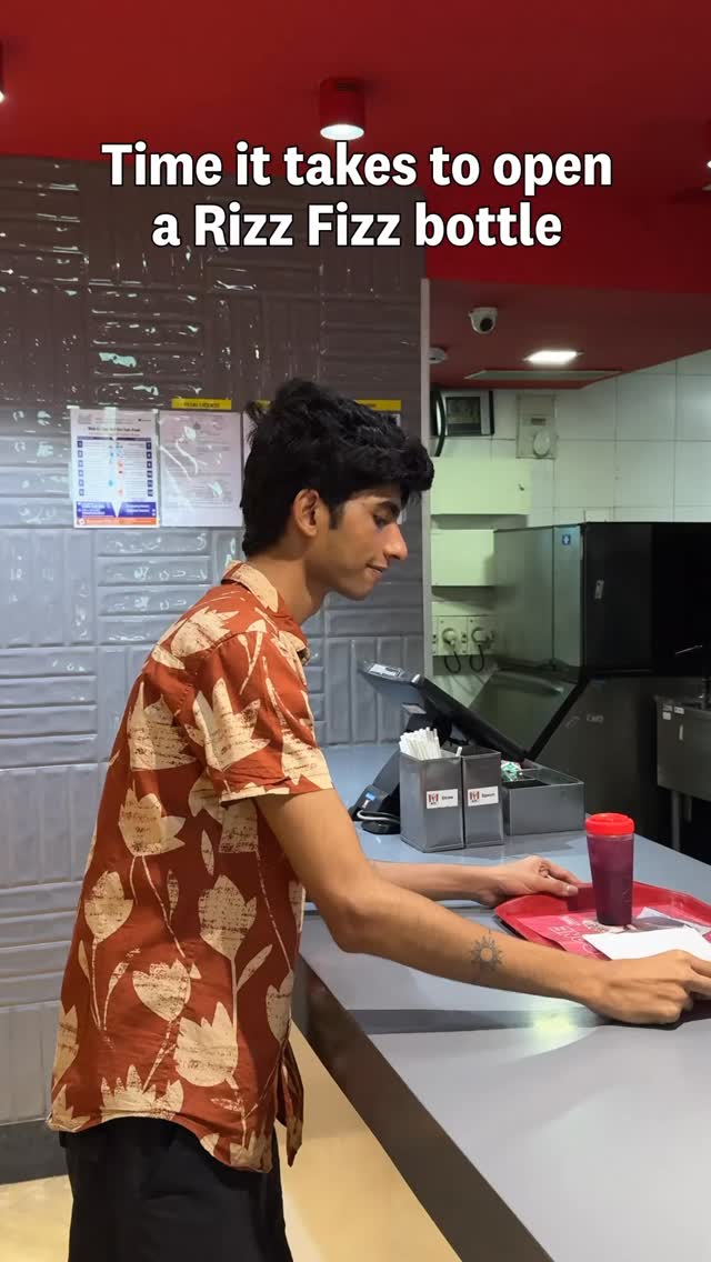 Girlies, make your bf open a Rizz Fizz. If he opens it, hes strong If not, hes weak KFCRizzFizz KFCIndia