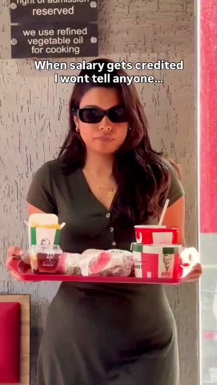 Its finally that time of the month when my bank account remembers what its like to be rich KFC Veg, KFC Epic ...