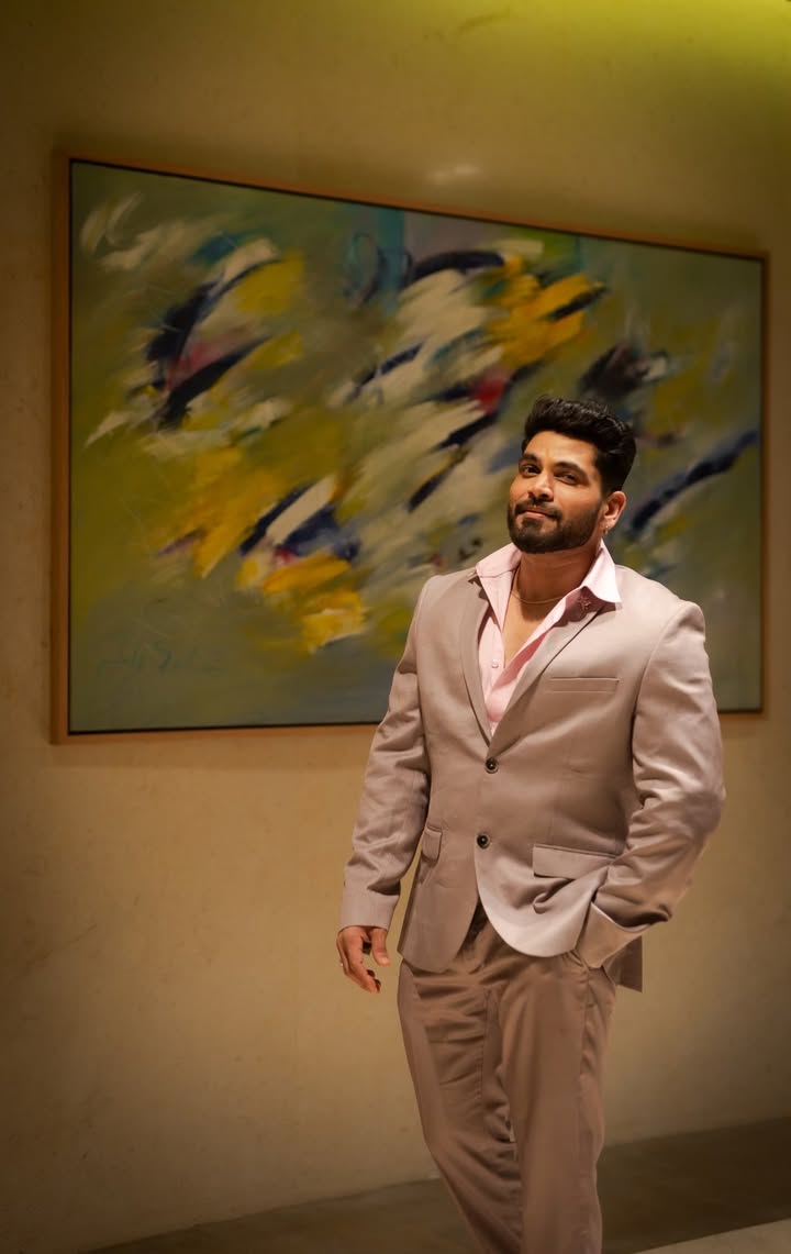 Shiv Thakare a renowned name brings effortless confidence to every stage