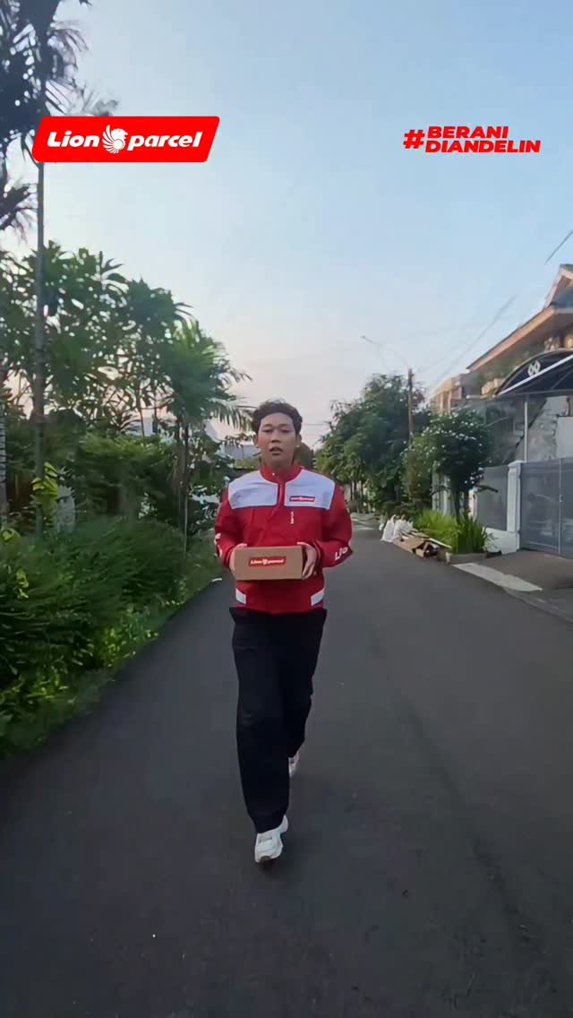 Hehehe mantap bang kurir LionParcel BeraniDiandelin AI ceritakurir running runbeyb...