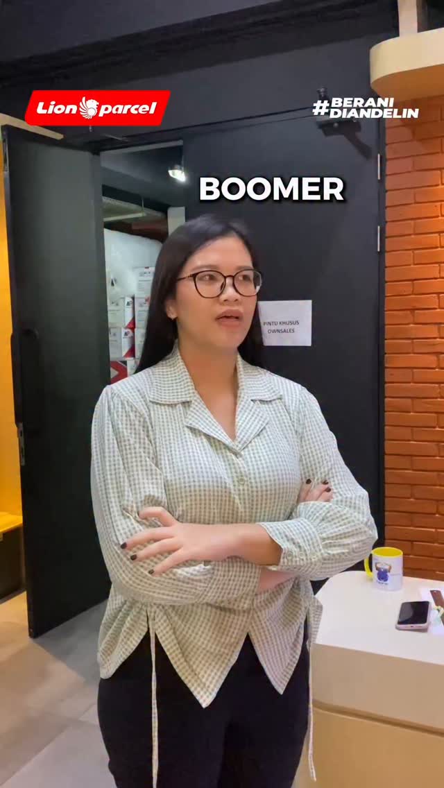 Tapi Boomer paling sayang sama GenZ loh Kalo kirim paket, ya ke Lion Parcel aja ya .....