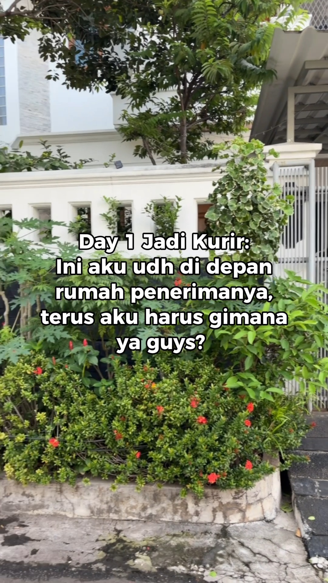 New year, New Me, New Job Namanya juga Day 1 yaaaaa guysss LionParcel BeraniDiandelin CeritaKurir 2026 ...