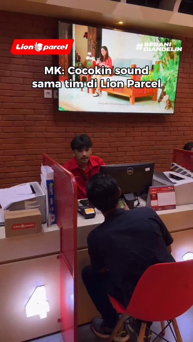 HMM for fun aja yaaa gess Aslinya mah tim Lion Parcel baik baik kok, lovely banget deh pokonyaaaaa ...