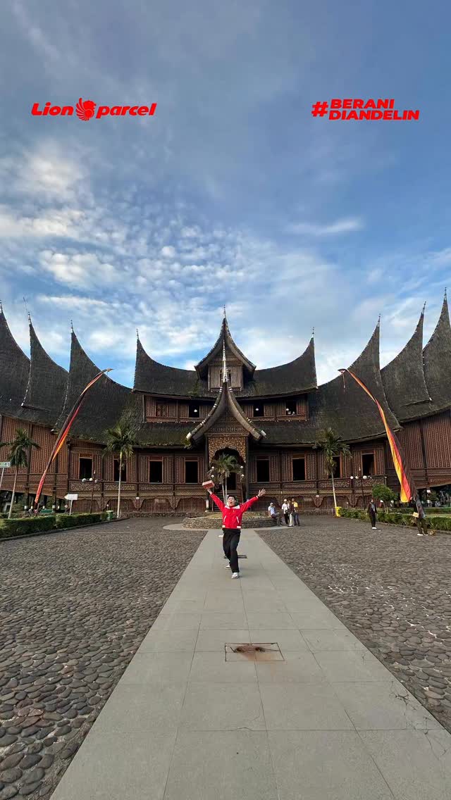 Bagus banget Istana Basa Pagaruyung 