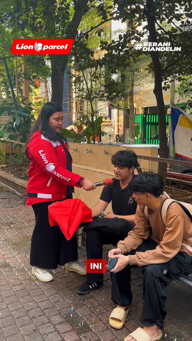 Blok M kan M nya MINIPACK Pokoknya, sekarang kita harus TolakBayarAngin yaaaa 