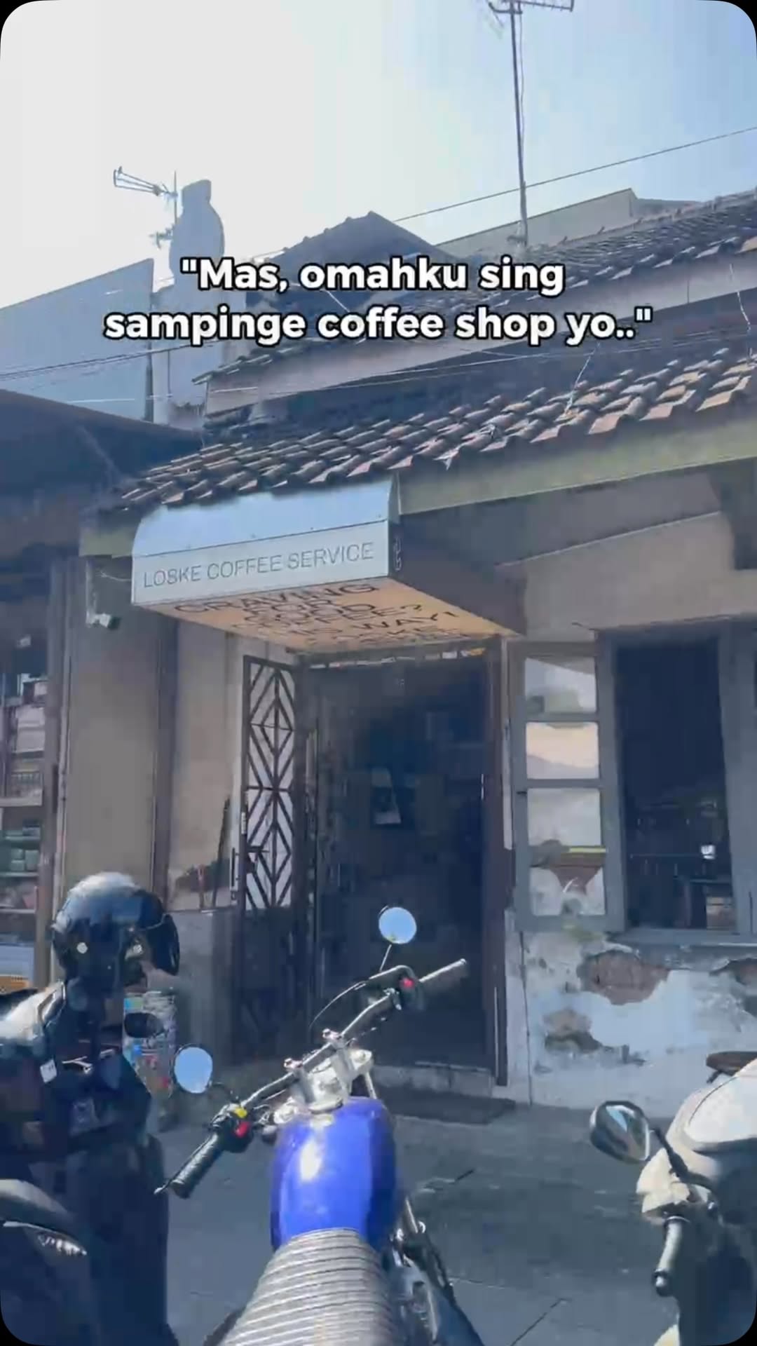 Kalo Semarang ada Lawang Sewu, kalo di Solo ada sewu coffee shop 