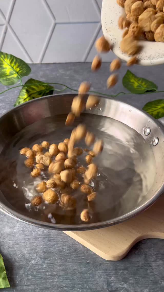 Crispy outside, soft inside, these high protein soya kebabs are your new guilt free snack Perfect for evening cravings ...