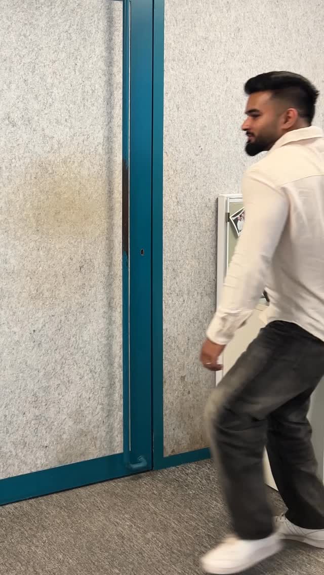 Colour attack. Secret revealed. The biggest deals are still LIVE and your favourites are going fast