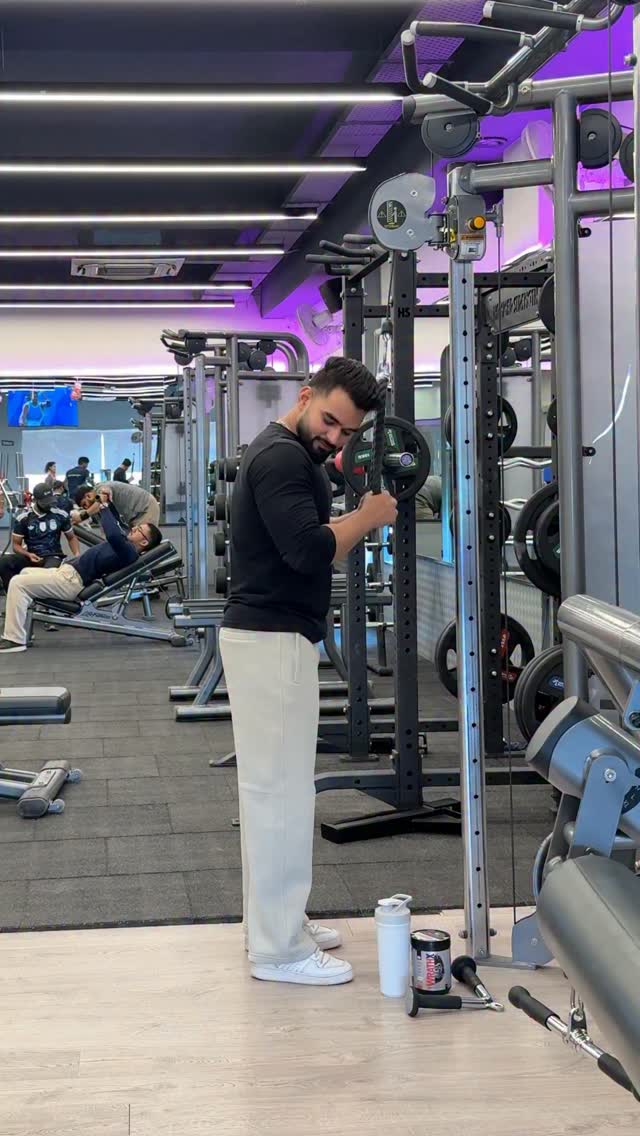 New gym scam unlocked . . . gymrat funnyreels healthkart