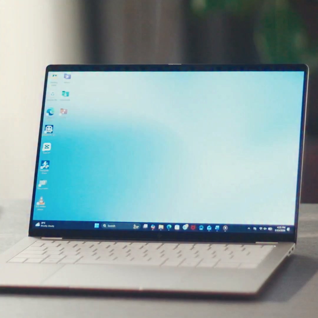 Performa Laptop Lebih Optimal, Dimulai di Sini Kerja makin sat set berkat HP Smart Sense, otomatis mengoptimalkan performa ...