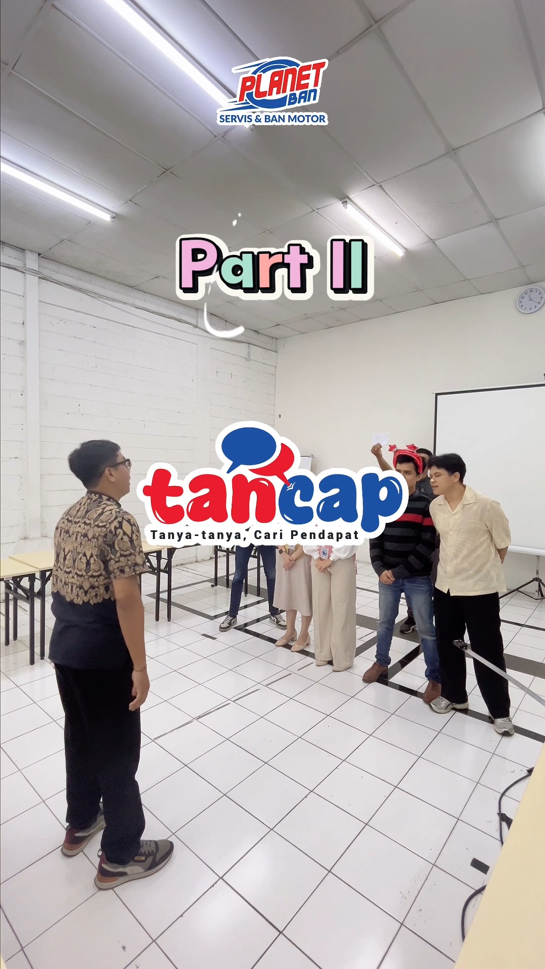 Seru seruan sambut 17 Agustus bareng karyawan Planet Ban part 2 Tim 2 kali ini yang adu cepat adu pintar di lomba teb...