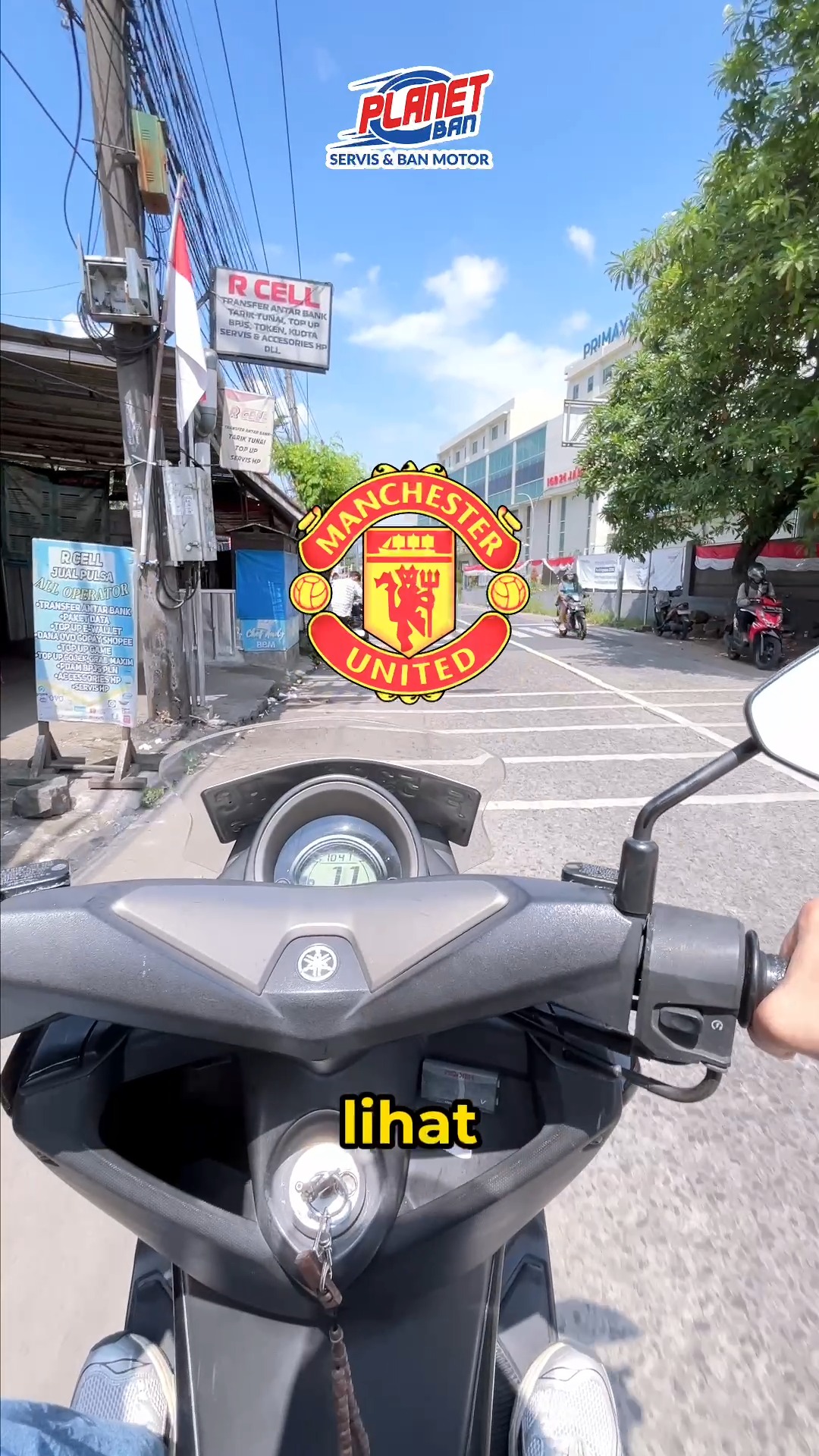 Capek banget dorong motor di jalan Padahal kalau rajin cek ban dari awal, nggak bakal ngalamin ban gliyat gliyut beg...